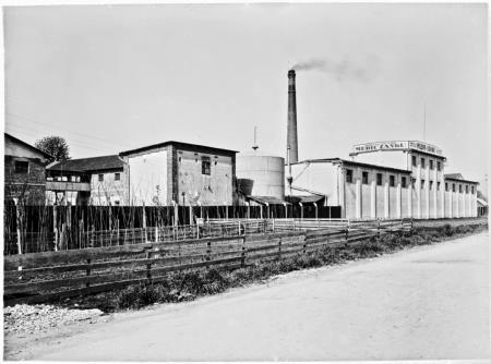 Tovarna Medič - Zankl (Arhiv Knjižnice Medvode)